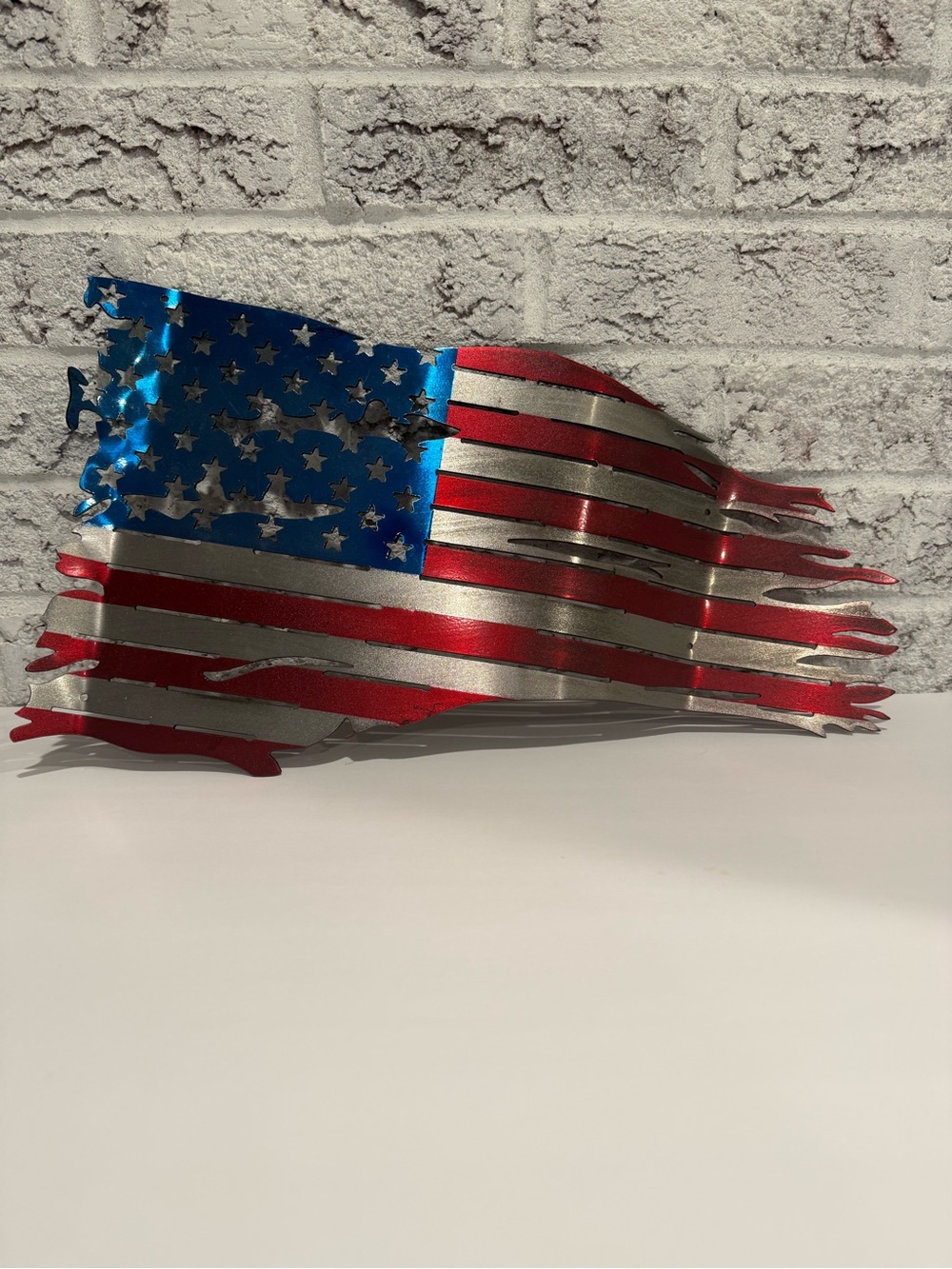 Patriotic Metal American Flag Wall Art Decoration - Red, White & Blue